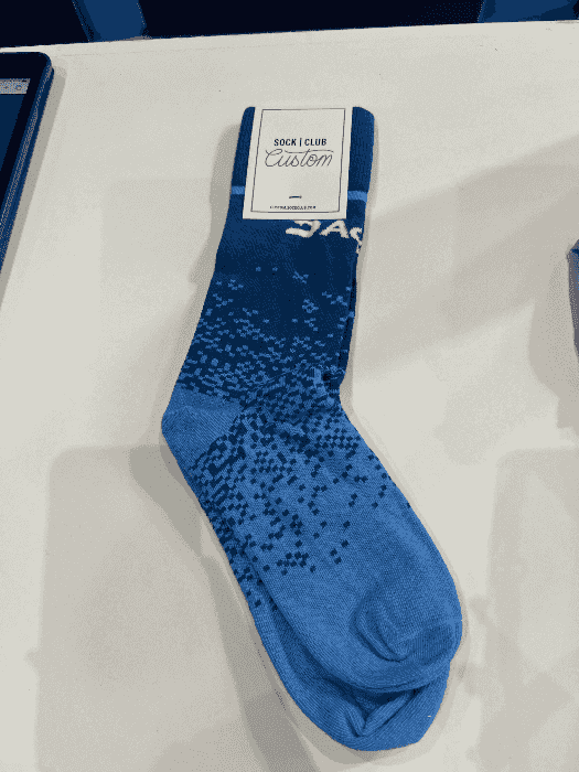 Pixel socks (giveaway contest)