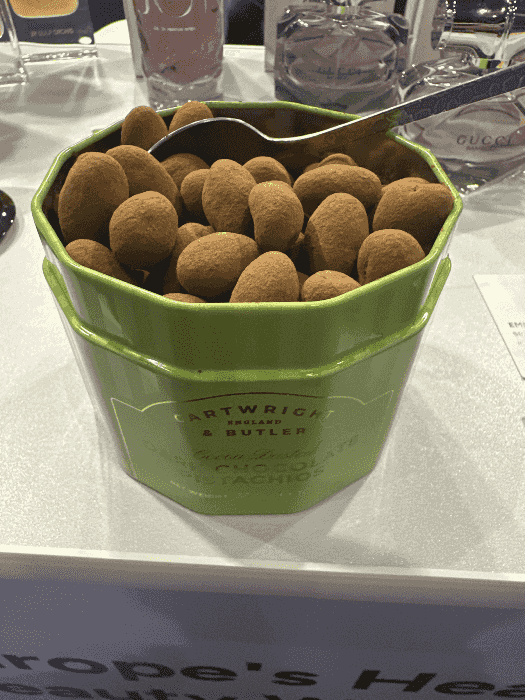 Chocolate pistachios 