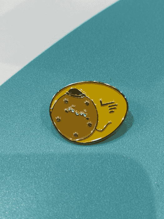 Cookie pin