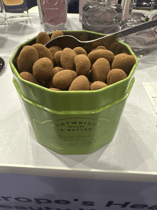 Chocolate pistachios 