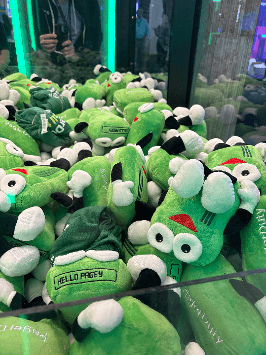 Plushy claw machine