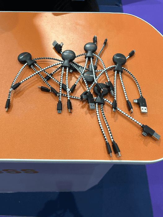 Multi cable chargers for phone